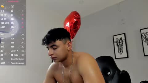 Andrewlamar21 online show from 02/13/25, 05:11