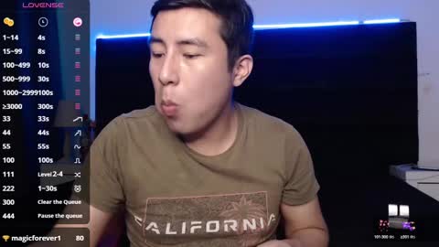 andrewmhilton_ online show from 01/12/25, 05:45