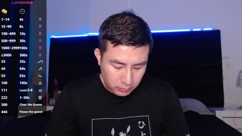 andrewmhilton_ online show from 01/23/25, 02:23