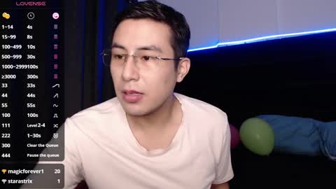 andrewmhilton_ online show from 02/11/25, 01:52