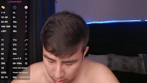 andrewmhilton_ online show from 09/21/25, 06:26