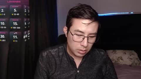 andrewmhilton_ online show from 01/09/26, 06:49