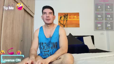 Snapshot of andrewstelee chatting on 10/22/25, 12:00 andrewstelee online show from 10/22/25, 12:00