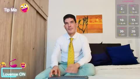 Snapshot of andrewstelee chatting on 10/29/25, 05:47 andrewstelee online show from 10/29/25, 05:47