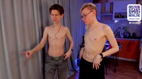 Snapshot of andrewwcarter2 chatting on 03/12/25, 07:17 Andrew online show from 03/12/25, 07:17