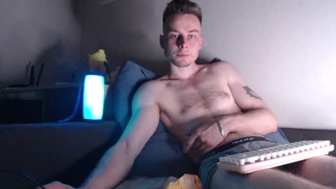Snapshot of andrian_sweety chatting on 06/06/26, 09:41 andrian_sweety online show from 06/06/26, 09:41