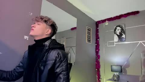      online show from 12/05/24, 12:44