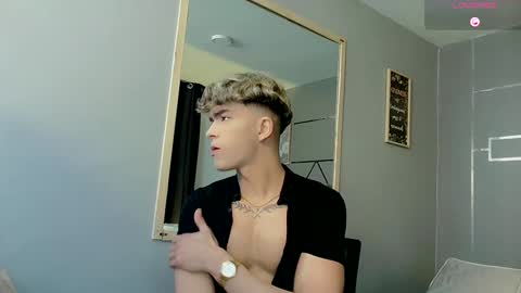      online show from 02/01/25, 01:41