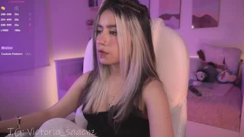 Victoria Senz  online show from 01/06/26, 08:23