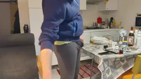 androx77 online show from 02/04/25, 05:45