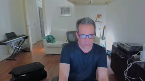 Snapshot of andy0pandi chatting on 02/07/25, 08:55 Andrew online show from 02/07/25, 08:55