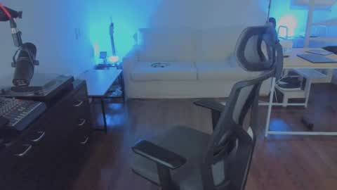 Andrew online show from 11/29/25, 07:44