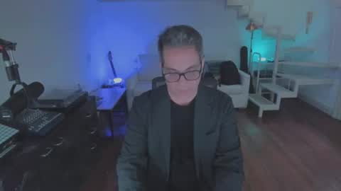 Andrew online show from 06/12/26, 12:37