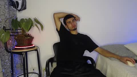 Snapshot of andy_0018 chatting on 12/10/24, 03:09 Andy online show from 12/10/24, 03:09