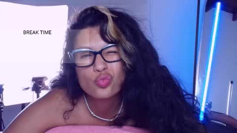 Snapshot of andy__nova chatting on 02/28/26, 07:20 andy online show from 02/28/26, 07:20