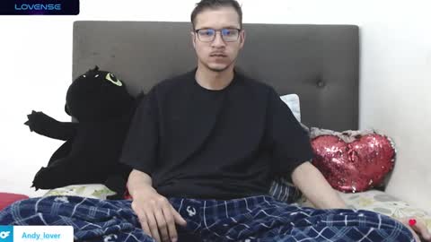 Snapshot of andy_bunny_lover chatting on 02/14/25, 08:37 ANDY online show from 02/14/25, 08:37