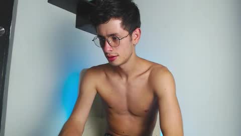 andy_collins__ online show from 09/11/25, 07:30