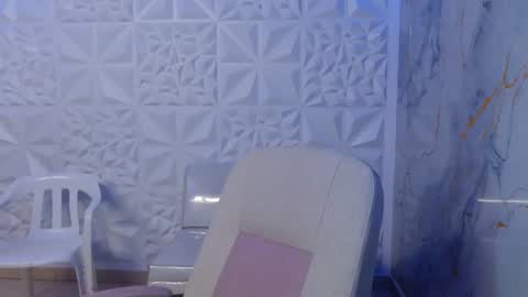 andy_dan1 online show from 03/29/26, 07:47