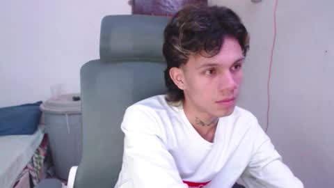 andy_dan1 online show from 06/07/26, 07:23