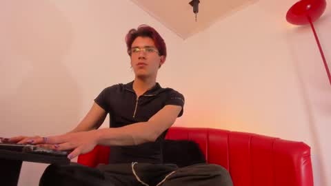 andy_dluxe online show from 05/12/26, 11:51