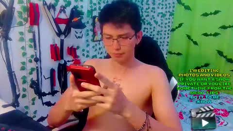 Andy Gray online show from 11/12/25, 01:39