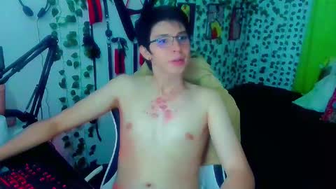 Andy Gray online show from 01/11/26, 12:21