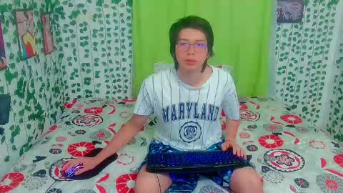 Snapshot of andy_gray01 chatting on 04/24/26, 12:40 Andy Gray online show from 04/24/26, 12:40