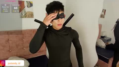 andy_justgame online show from 10/23/25, 03:06