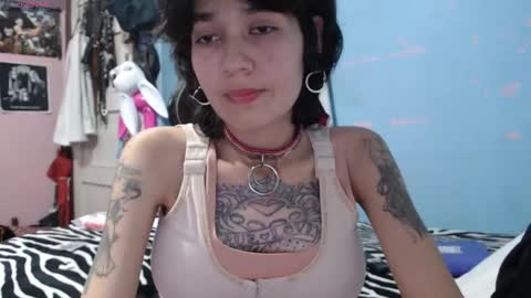 Snapshot of andy_rock_ chatting on 12/16/24, 10:45 andy online show from 12/16/24, 10:45