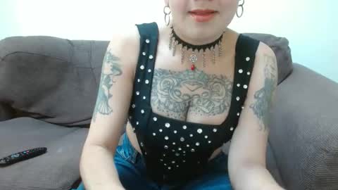 Snapshot of andy_rock_ chatting on 10/09/25, 11:08 andy online show from 10/09/25, 11:08