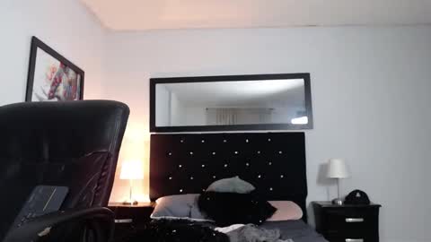 andy_smith333 online show from 02/04/25, 12:40