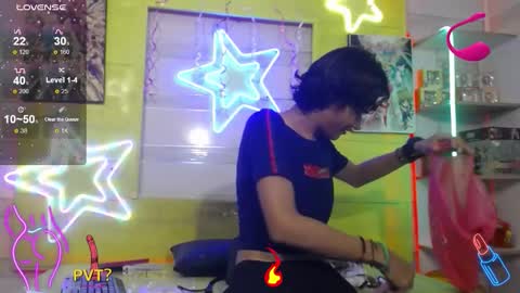 Snapshot of andy_staar18 chatting on 11/03/25, 07:15 andy online show from 11/03/25, 07:15