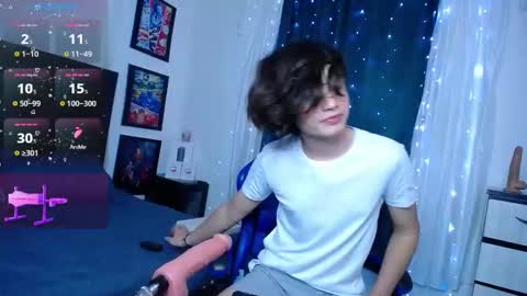 Snapshot of andyboy_19 chatting on 02/11/26, 11:21 andy online show from 02/11/26, 11:21