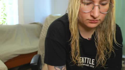 Cherry online show from 04/06/26, 12:50