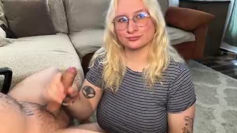 Snapshot of andycherrysecrets chatting on 07/26/26, 04:03 Cherry online show from 07/26/26, 04:03