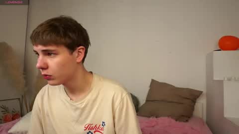 Mandy and Andy online show from 11/23/25, 04:07