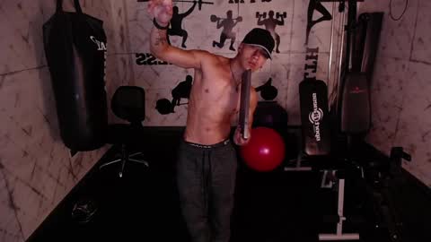 Andy Joy  online show from 02/09/25, 04:29