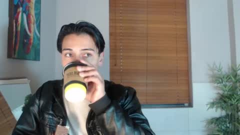 Snapshot of andyjoy_ chatting on 05/04/26, 11:39 Andy Joy online show from 05/04/26, 11:39
