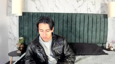Snapshot of andyjoy_ chatting on 05/17/26, 11:39 Andy Joy online show from 05/17/26, 11:39