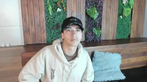 Snapshot of andyjoy_ chatting on 05/29/26, 11:41 Andy Joy online show from 05/29/26, 11:41