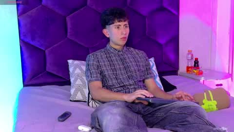 andyjustgame  online show from 04/14/26, 04:18