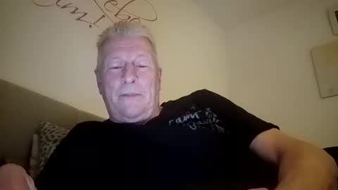 andyk1704 online show from 01/23/25, 03:11