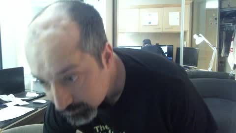 Snapshot of andymancanv2 chatting on 01/04/25, 09:52 AndyManCan2 online show from 01/04/25, 09:52