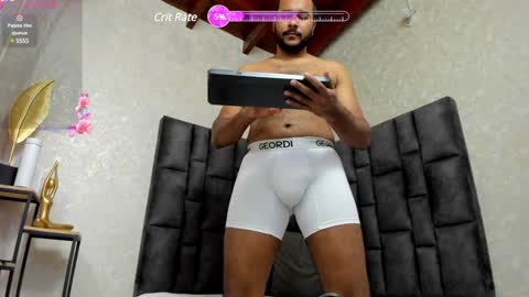 Snapshot of andyreed_ chatting on 01/10/25, 01:52 Andy online show from 01/10/25, 01:52