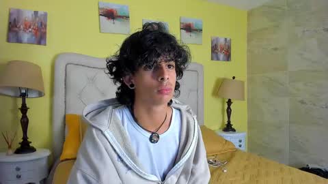 Snapshot of andyxibrat chatting on 10/18/25, 03:24 andyxibrat online show from 10/18/25, 03:24
