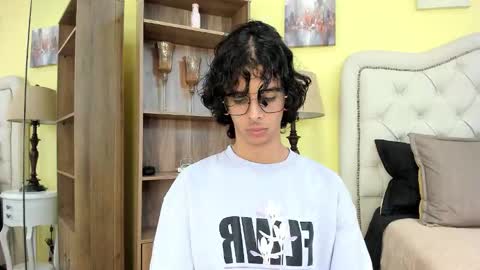 andyxibrat online show from 12/22/25, 07:11