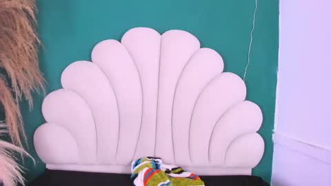 ANEE SAVAL online show from 02/11/25, 05:40