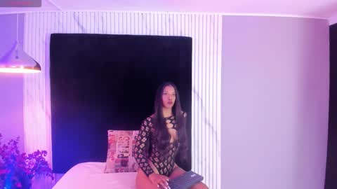 ANEE SAVAL online show from 10/17/25, 11:35