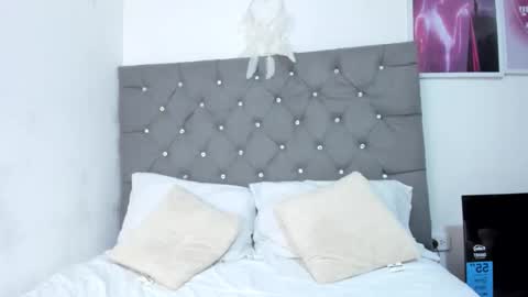          online show from 10/13/25, 01:49