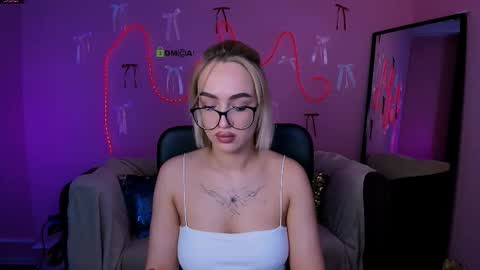 anelia_sun online show from 03/16/26, 06:39